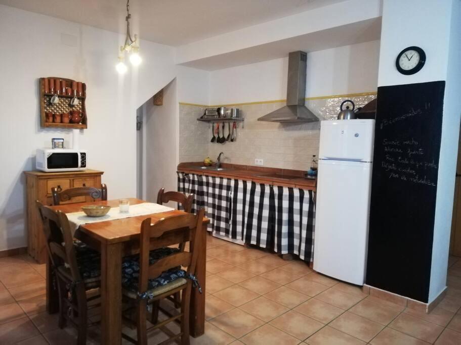 Casa Rural Alicia كورتيغانا المظهر الخارجي الصورة